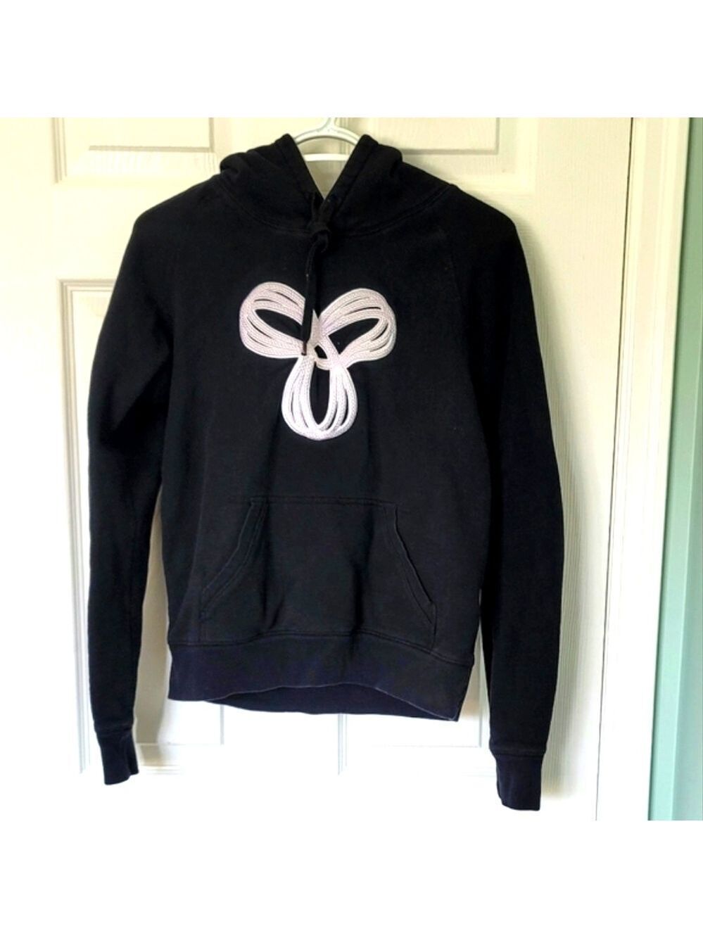 TNA Women's Pull-Over Hoodie Sweater Size S